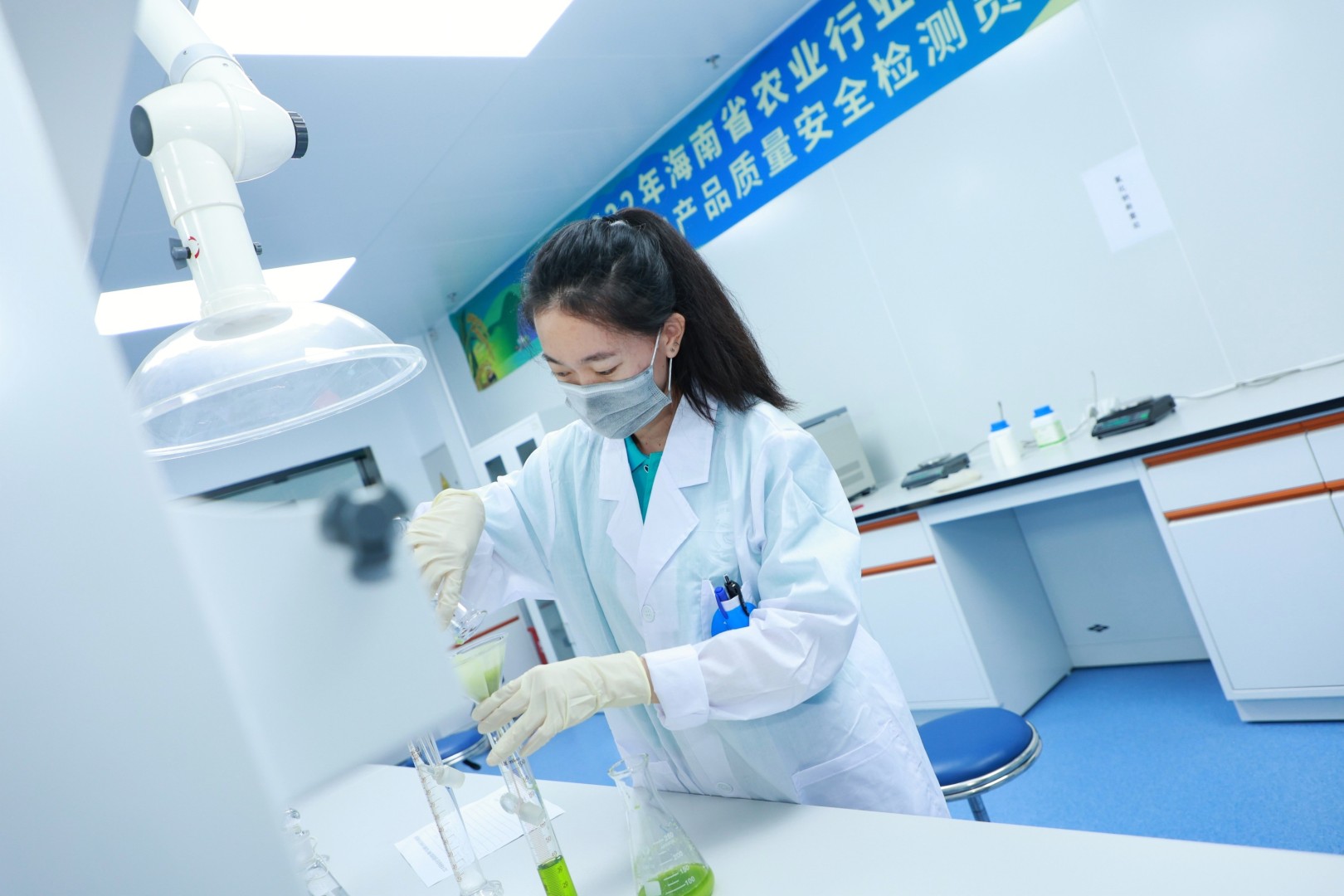 農產品質量安全檢測 科技護航從田間到餐桌的放心鏈
